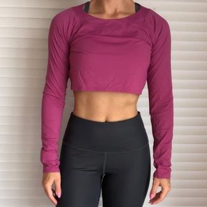 Long sleeve crop top